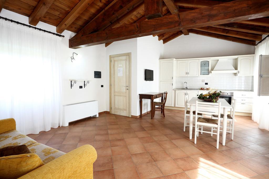 Agriturismo Creta Rossa Torre di Ruggiero Екстер'єр фото